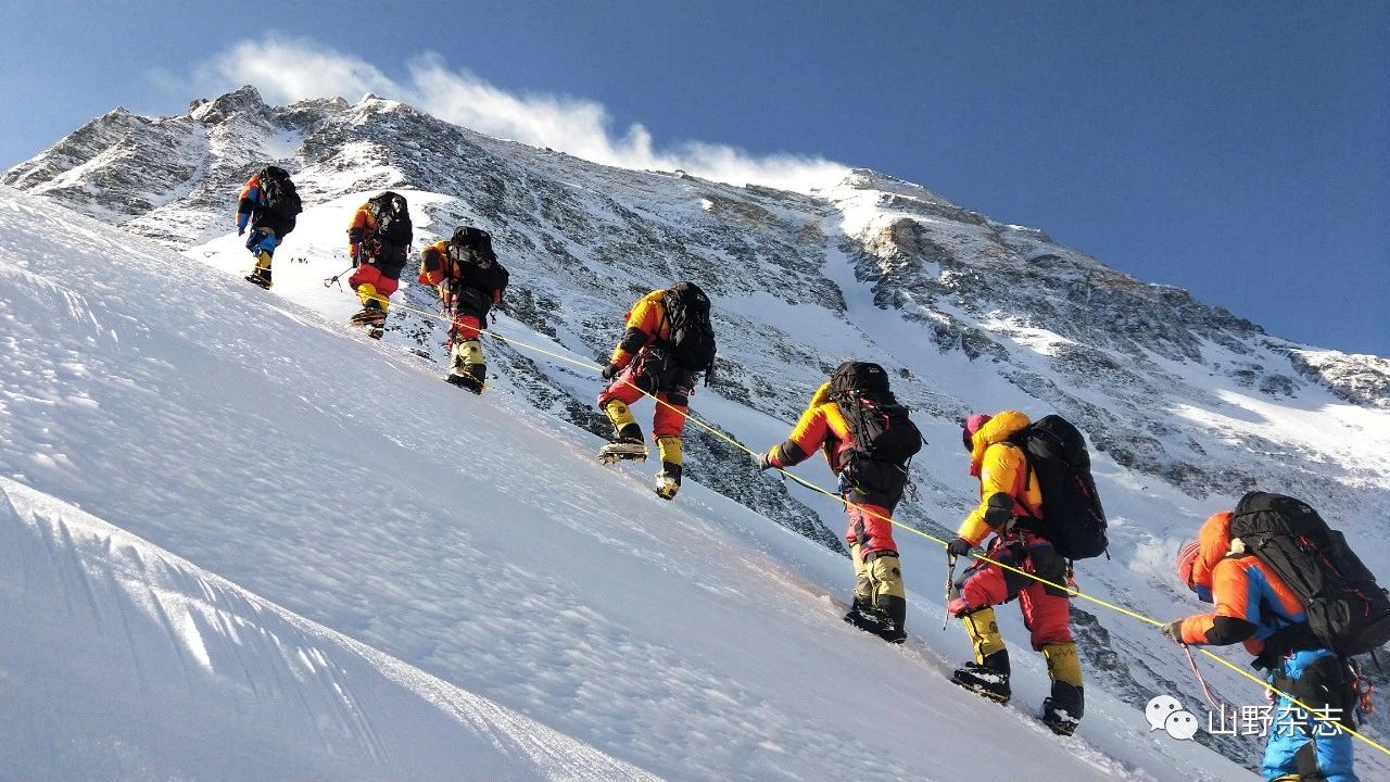 【参与冰雪运动，助力北京冬奥】第十九届中国西藏登山大会开幕